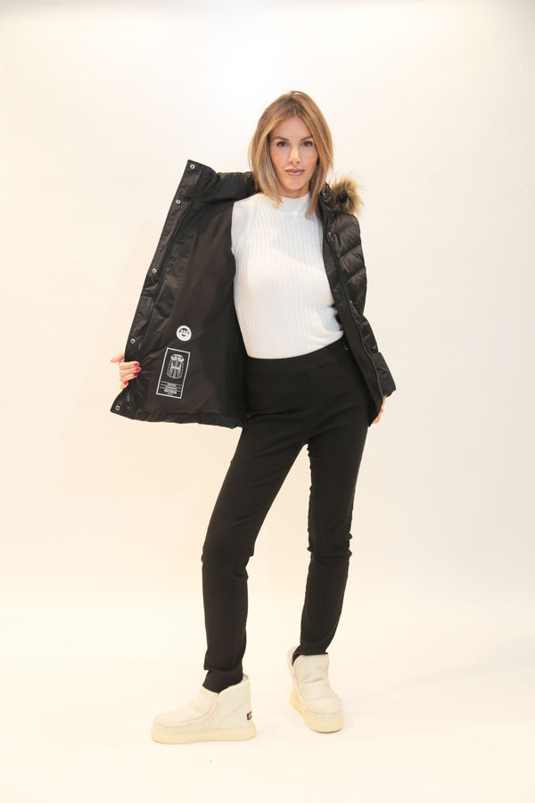 Giubbotto Donna GUESS MARINA SHORT  - Collezione A/I 2025/26