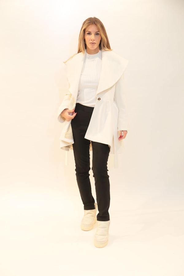 RELISH Cappotto Aruba Collo Sciallato con Cintura e Tasche Donna Autunno/Inverno 2025/26