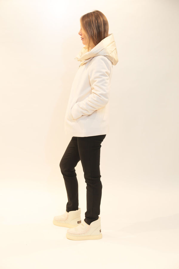 Giubbino Imbottito Corto Donna Emme Marella con Cappuccio - Collezione A/I 2025/26