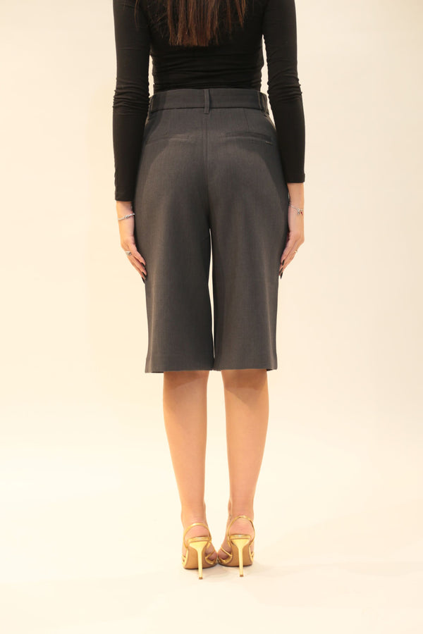 Shorts Donna GUESS JOANDRA CITY BERMUDA Grigio- A/I 2025/26