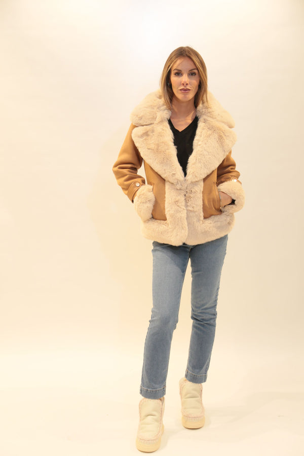 Giacca Shearling Corta Donna FRACOMINA con Pelliccia Ecologica - Collezione A/I 2025/26