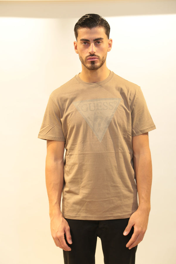 T-Shirt Uomo GUESS  TRIANGLE LOGO M5BI04I3Z14 - Collezione A/I 2025/26