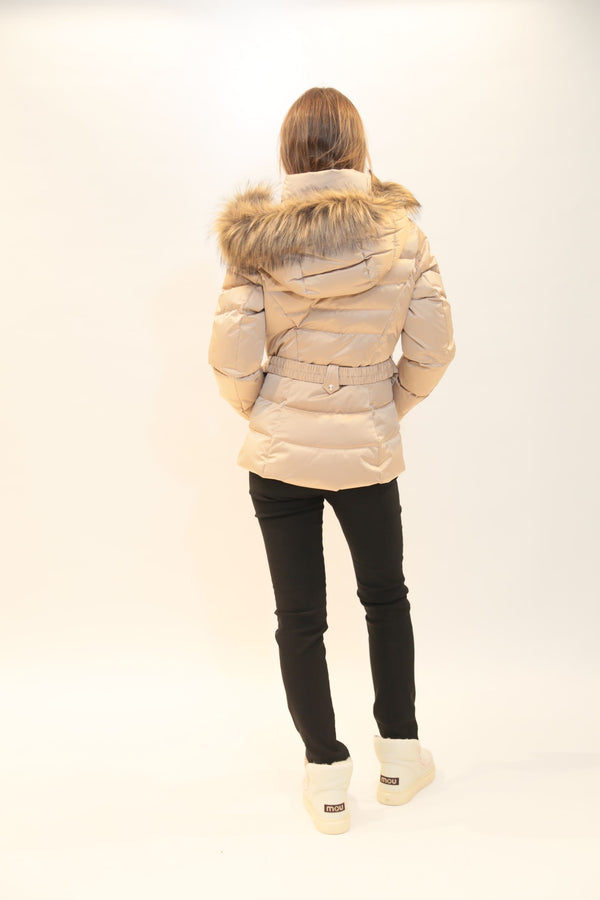 Giubbotto Donna GUESS MARINA SHORT  - Collezione A/I 2025/26