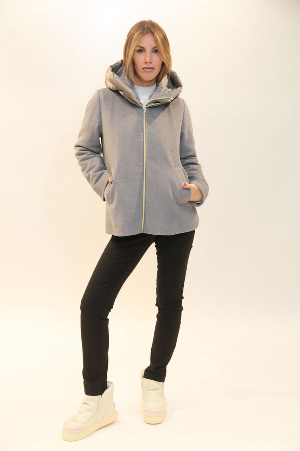 Giubbino Imbottito Corto Donna Emme Marella con Cappuccio - Collezione A/I 2025/26