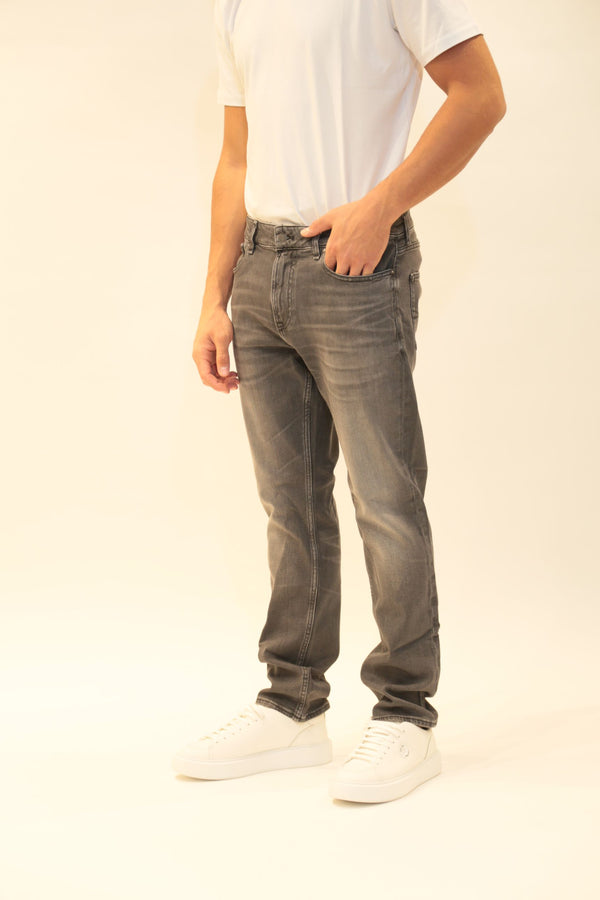 Jeans Uomo GUESS Grey - Collezione A/I 2025/26