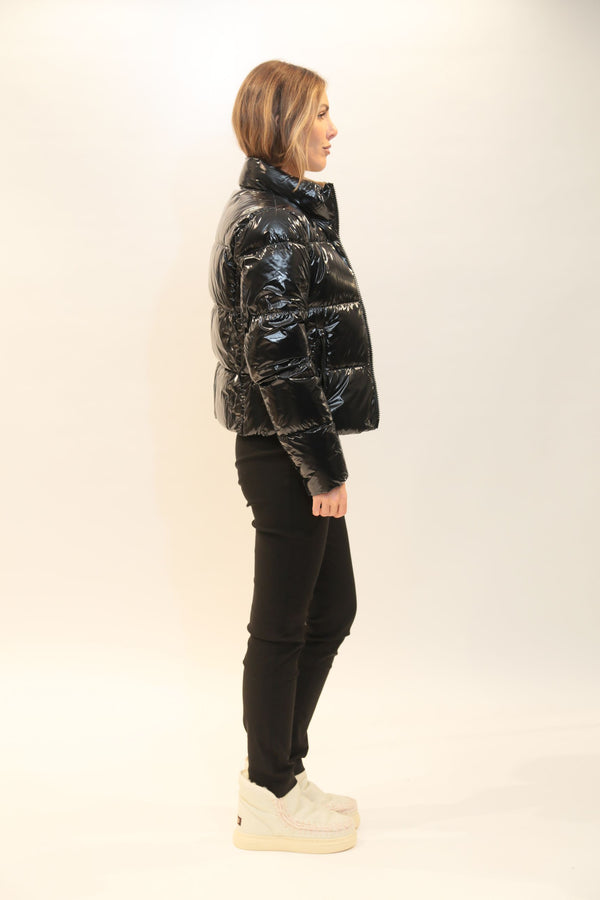 REFRIGIWEAR - Ellis Jacket Donna Tofu, Arona e Nero A/I 2025